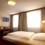 Szálloda Zum Loewen 3*