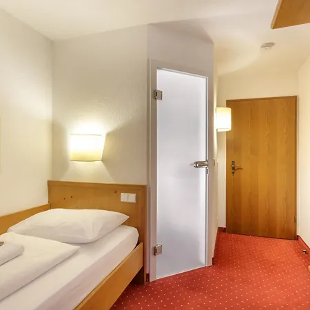 Hotel Zum Loewen Weißenhorn